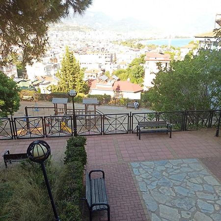 Beautiful Sultan House At Cleopatra Beach 1 With Umbrellas, Balcony, Barbecue, Private 100Mbps Wifi, Smart Tv, Table Games, Vip Trans-Fer - Beautiful Apartmenthouse Alanya Kültér fotó